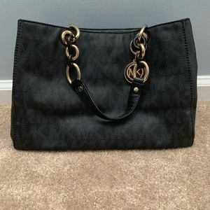 Michael Kors hand bag